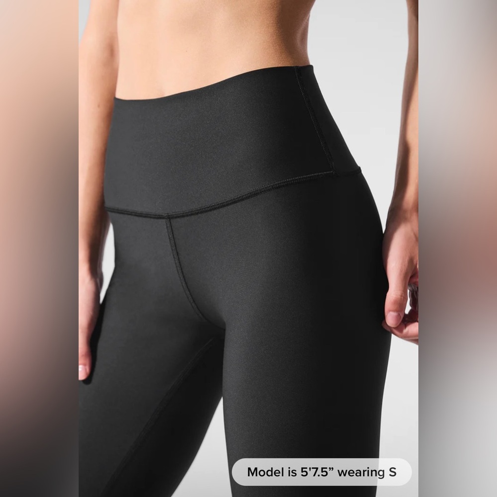 ALO Yoga 7/8 High Waist Airlift Leggings/Black Size Small - Picture 4 of 9